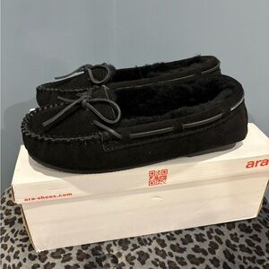 Black leather Ara Slippers